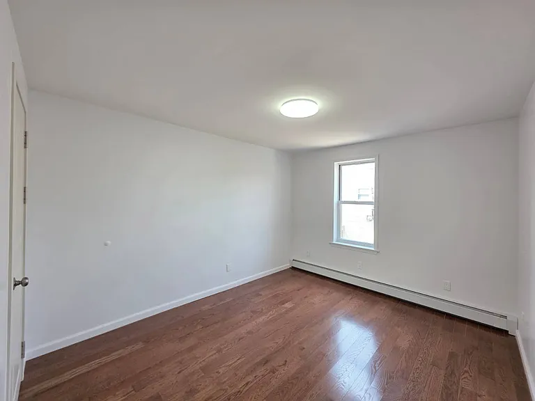 1418 Bath Ave #2-F — Photo 14