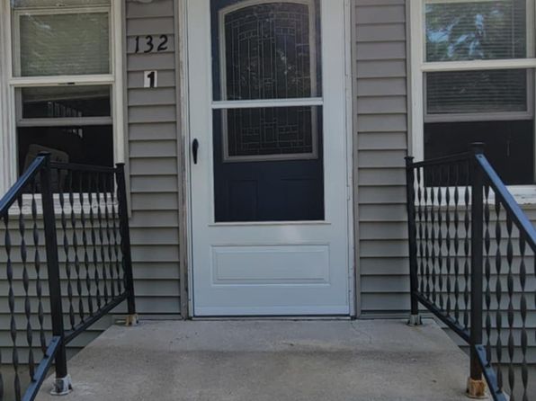 132 18th Ave N APT 1