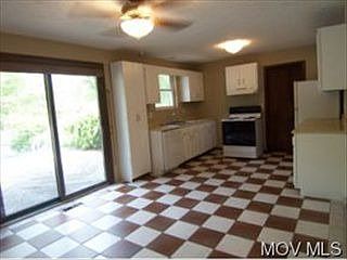 5th image of 260 Lincolnshire Dr