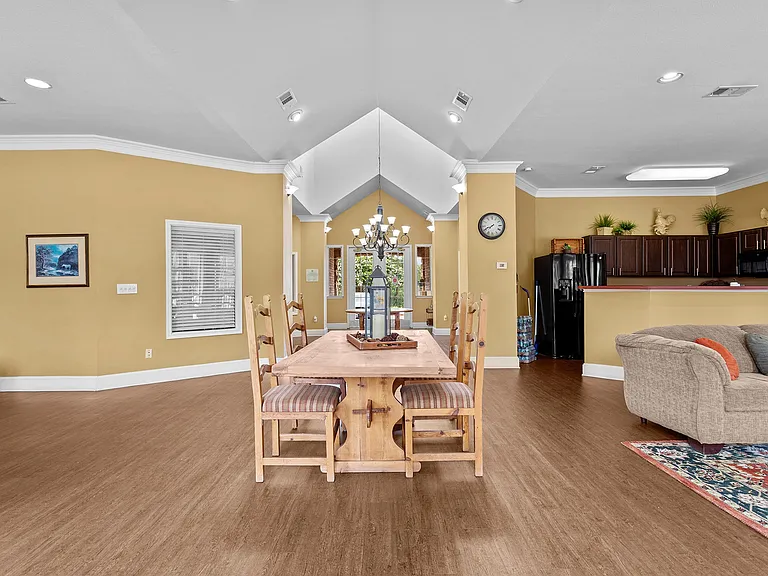Southgate Glen — Photo 15