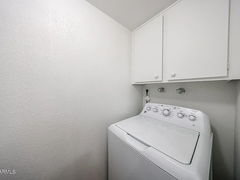 8333 E Orange Blossom Ln — Photo 10