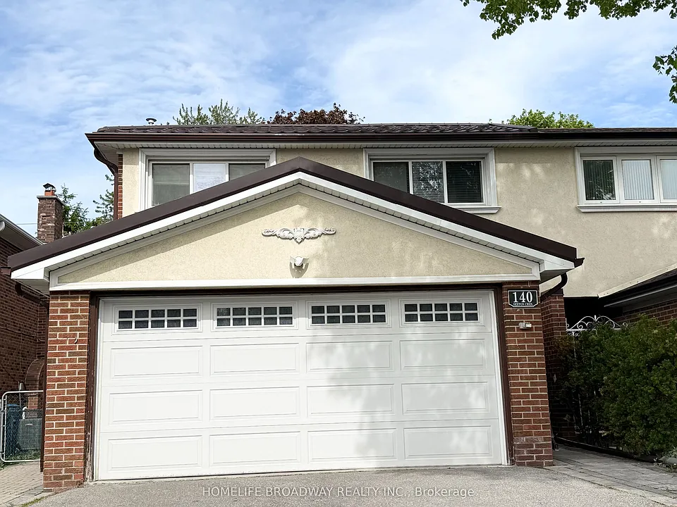 140 Sexton Cres #3