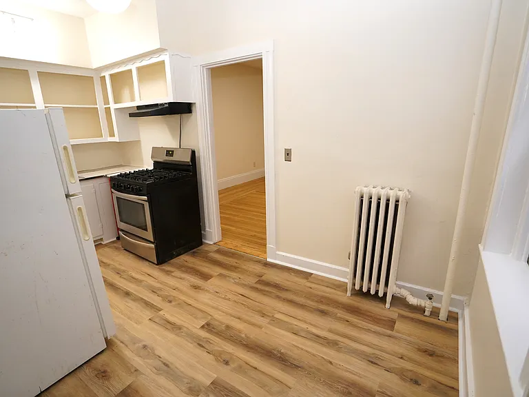 1872 Commonwealth Ave #7 — Photo 8