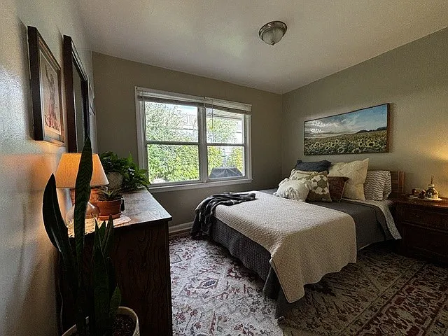 2 bed, 1500 sqft, $2,200 — Photo 4