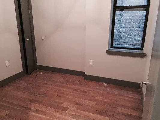 Rented by Premier Metro Realty Corp | media 36