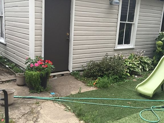 5th image of 4527 N Rockwell St