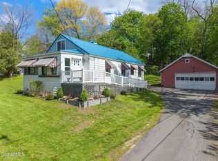 9 Ridge Road, Rensselaer, NY 12144