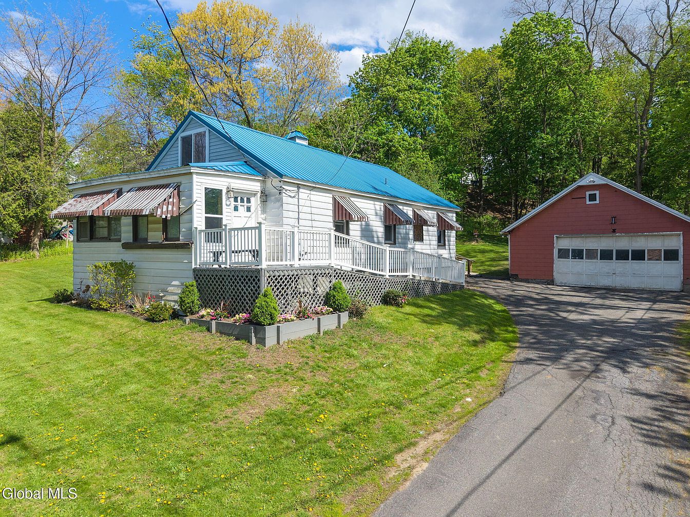 1st image of 9 Ridge Road