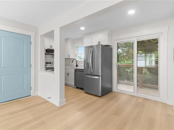 9600 2nd Bay St #102, Norfolk, VA 23518