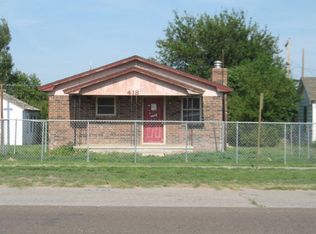 418 S Main St, Mooreland, OK 73852