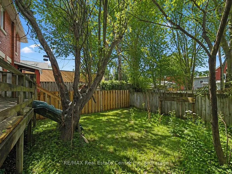 136 Paisley St — Photo 11
