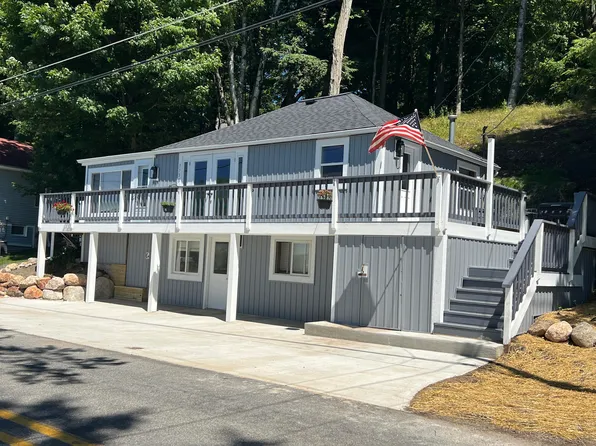 3738 N Lakeshore Dr #1, Ludington, MI 49431