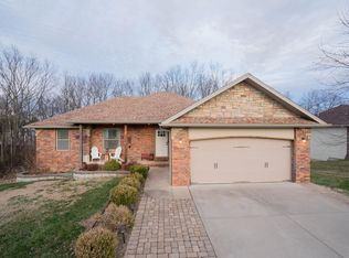 1754 S Thomas Dr, Ozark, MO 65721