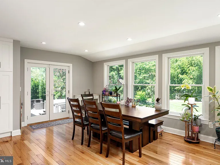 23 Linwood Cir — Photo 8