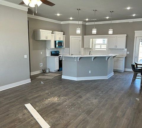 3rd image of 2238 Crane Ave
