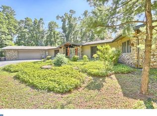 122 Ross Ln, Mohnton, PA 19540