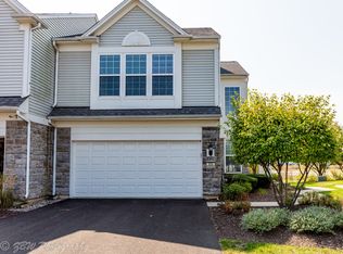 609 Hawley Dr, Oswego, IL 60543