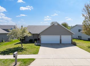 4126 Trumpeter Dr SE, Rochester, MN 55904