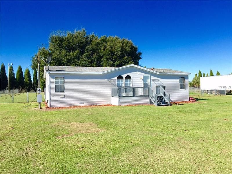 1st image of 325 Cesara Dr