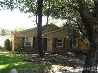 6314 Alta Oaks Dr, Garland, TX 75043