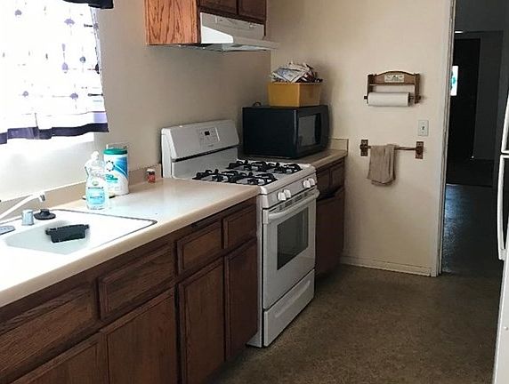 4th image of 4614 Gundry Ave