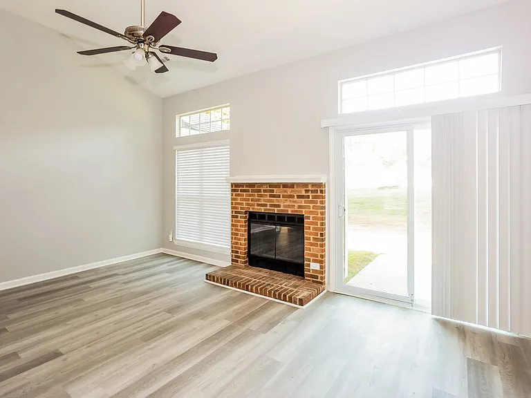 6115 Sunstone Dr — Photo 5