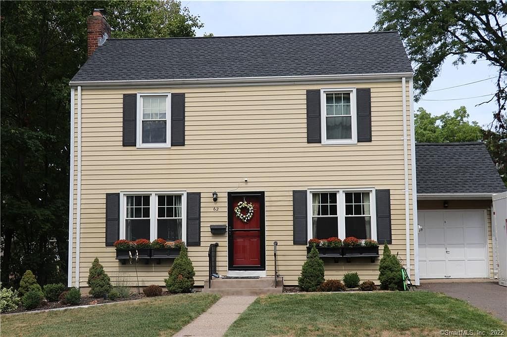 62 Gifford Rd, West Hartford, CT 06119 Zillow