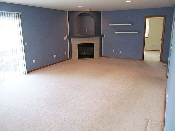 5th image of 17101 114th St E