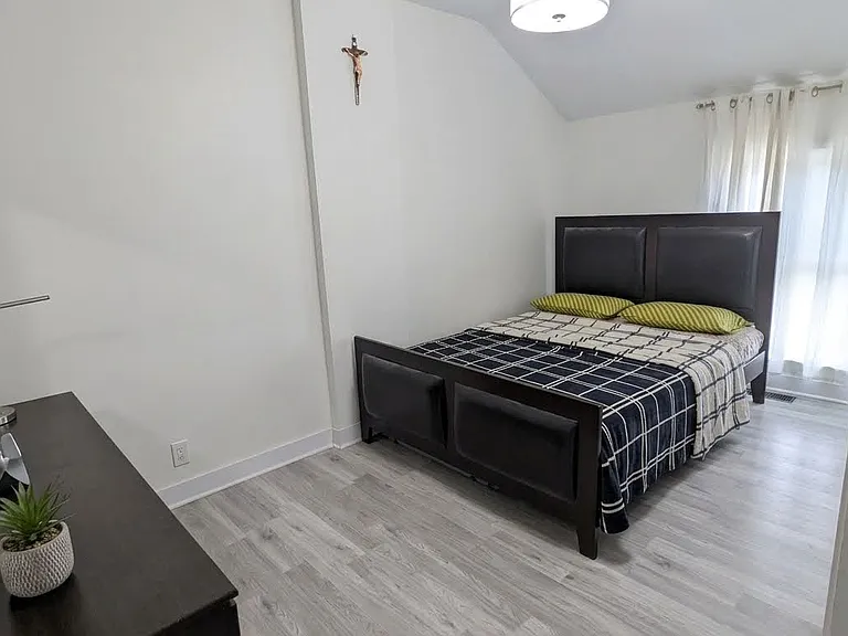 281 Wilson St — Photo 6