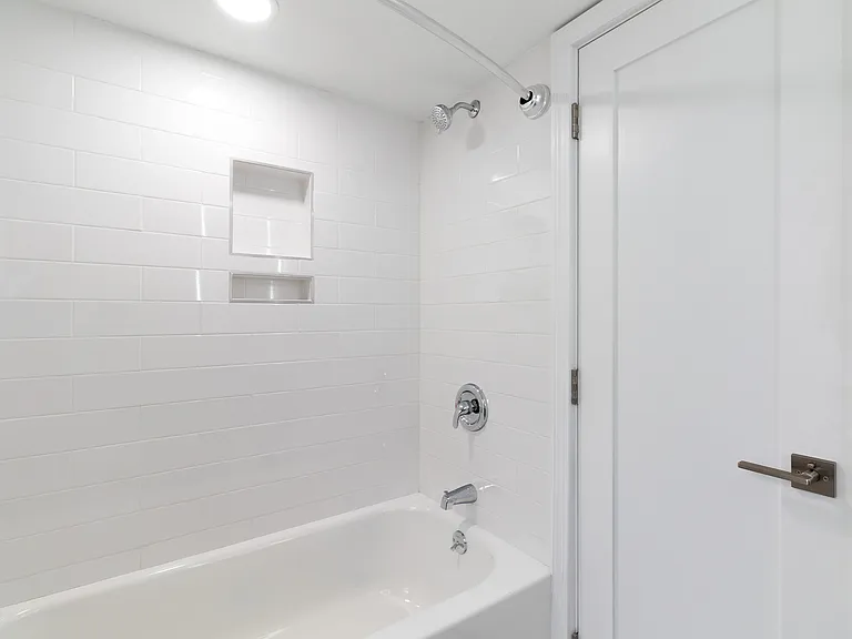 601 Chapel St #B — Photo 21