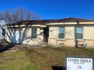 411 Newsom Rd, Mesquite, TX 75149