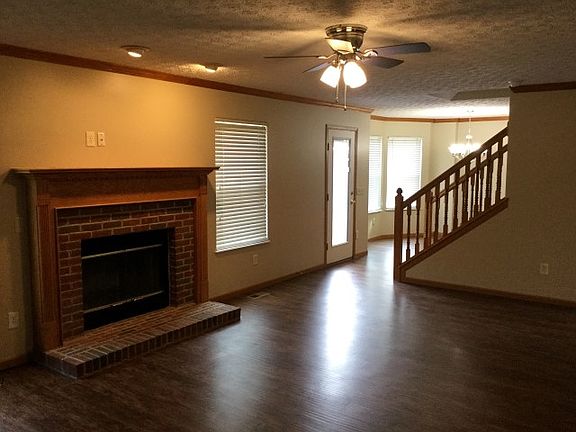 2nd image of 720 Cedar Run Dr