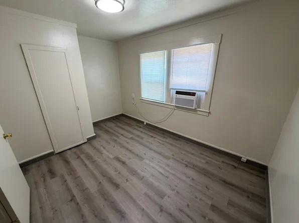 317-325 E 20th St, Merced, CA 95340