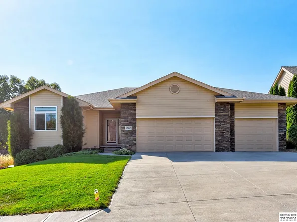 17367 Y St, Omaha, NE 68135