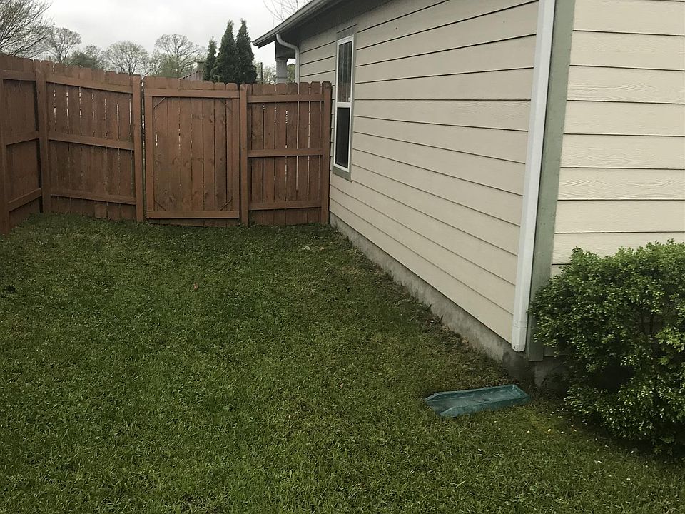 2nd image of 3256 Rainwood Dr