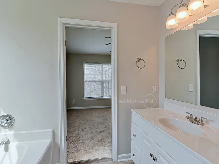 7507 Double Springs Ct — Photo 27