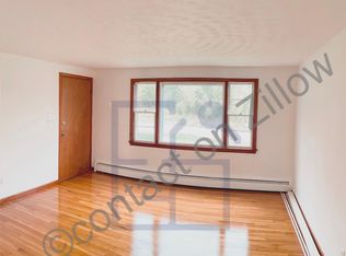 3 Mill Rd APT 2L, Dudley, MA 01571