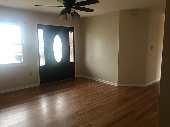 4th image of 43 Saint Ann Ave