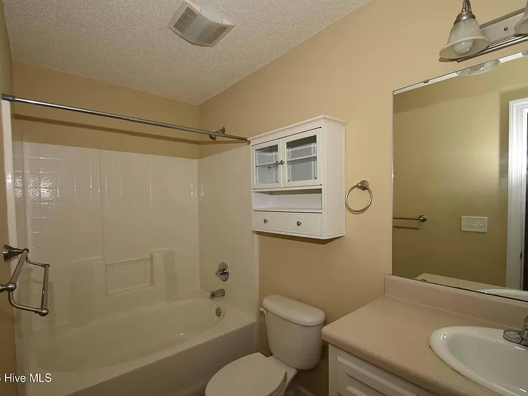 1205 Price Dr #B — Photo 12