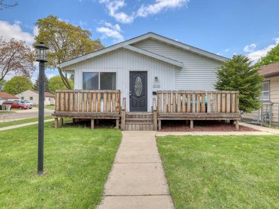 5674 N 79th STREET, Milwaukee, WI, 53218