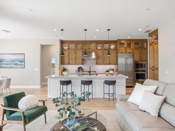 3516 Deer Park Dr, Folsom, CA 95630