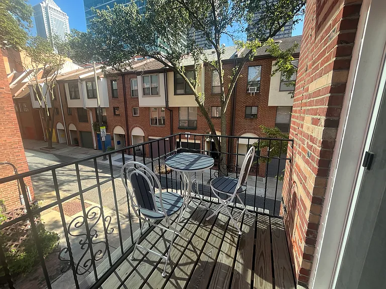 117 N 21st St #2-R — Photo 1