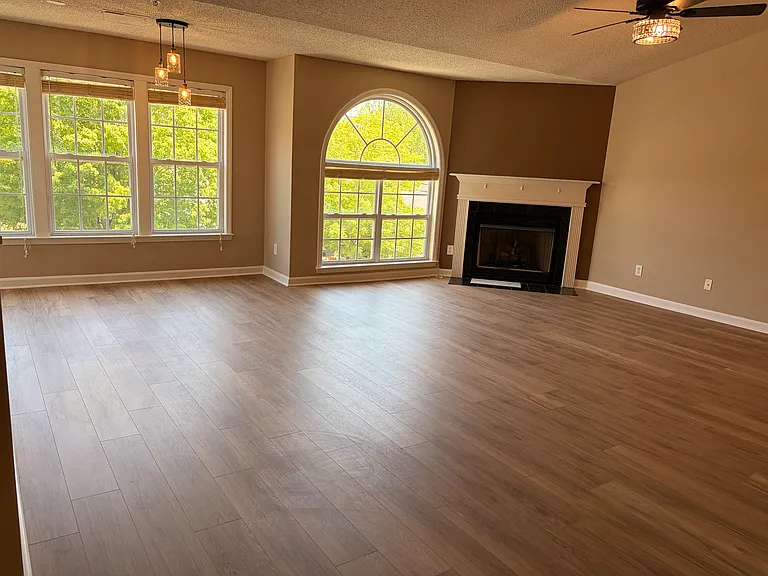 631 Mill Pond Ct — Photo 11