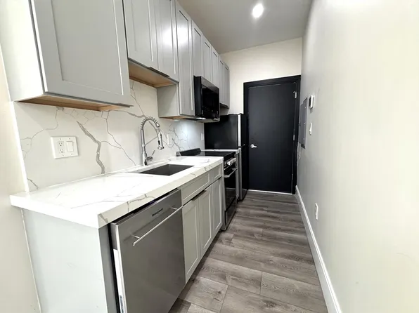 366 Broadway #307, Everett, MA 02149