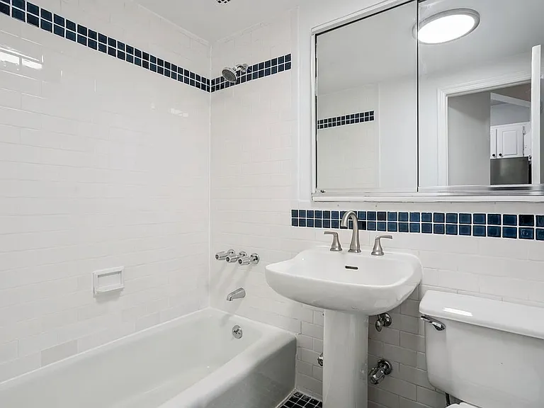 112 W 73rd St #10W — Photo 7