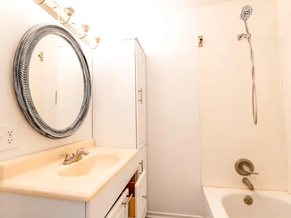 1311 S Lincoln Avenue, Aurora, MO 65605