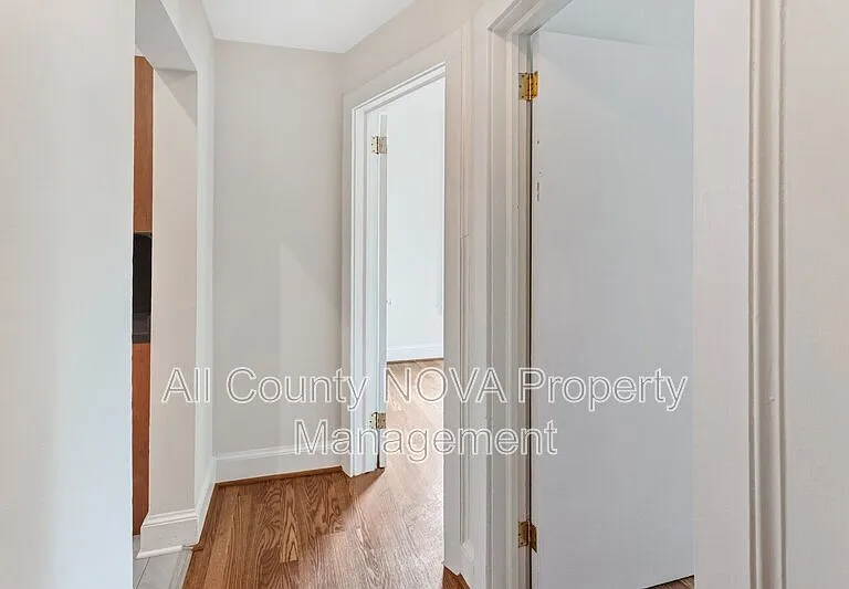 8753 Signal Hill Rd #1 — Photo 18