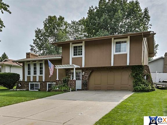 2nd image of 3414 S 162nd Cir