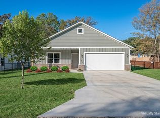 351 Enchanted Dr, Mabank, TX 75156