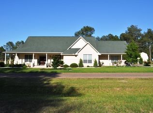 15530 Sandtrap Dr, Waller, TX 77484